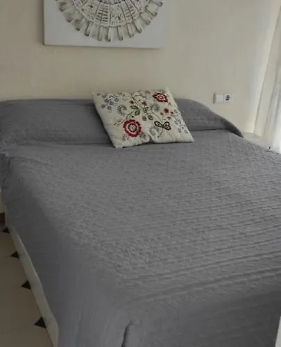 Homestay szállás Entero En La Playa San Juan Benacantil *